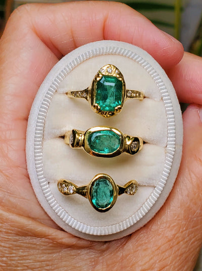 Mystic Emerald of Light Ring