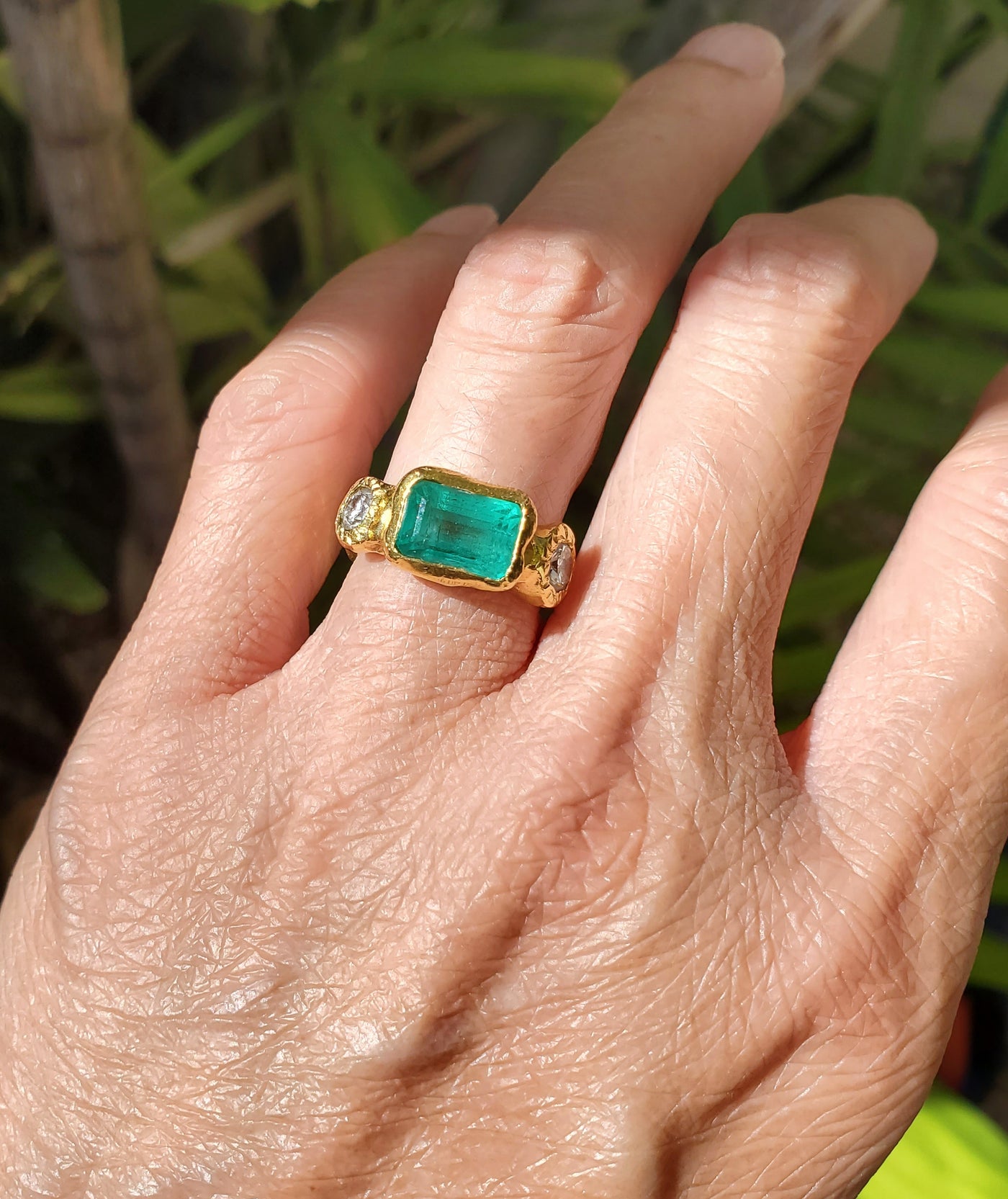 22k Enchanted Emerald Supreme Ring