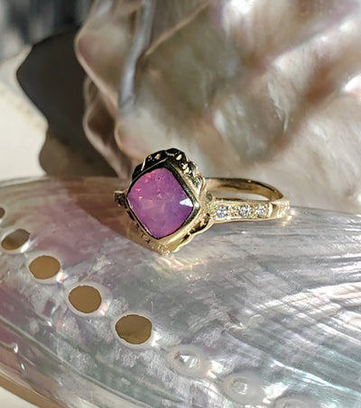 Majestic Opalescent Lavender Pink Sapphire Ring