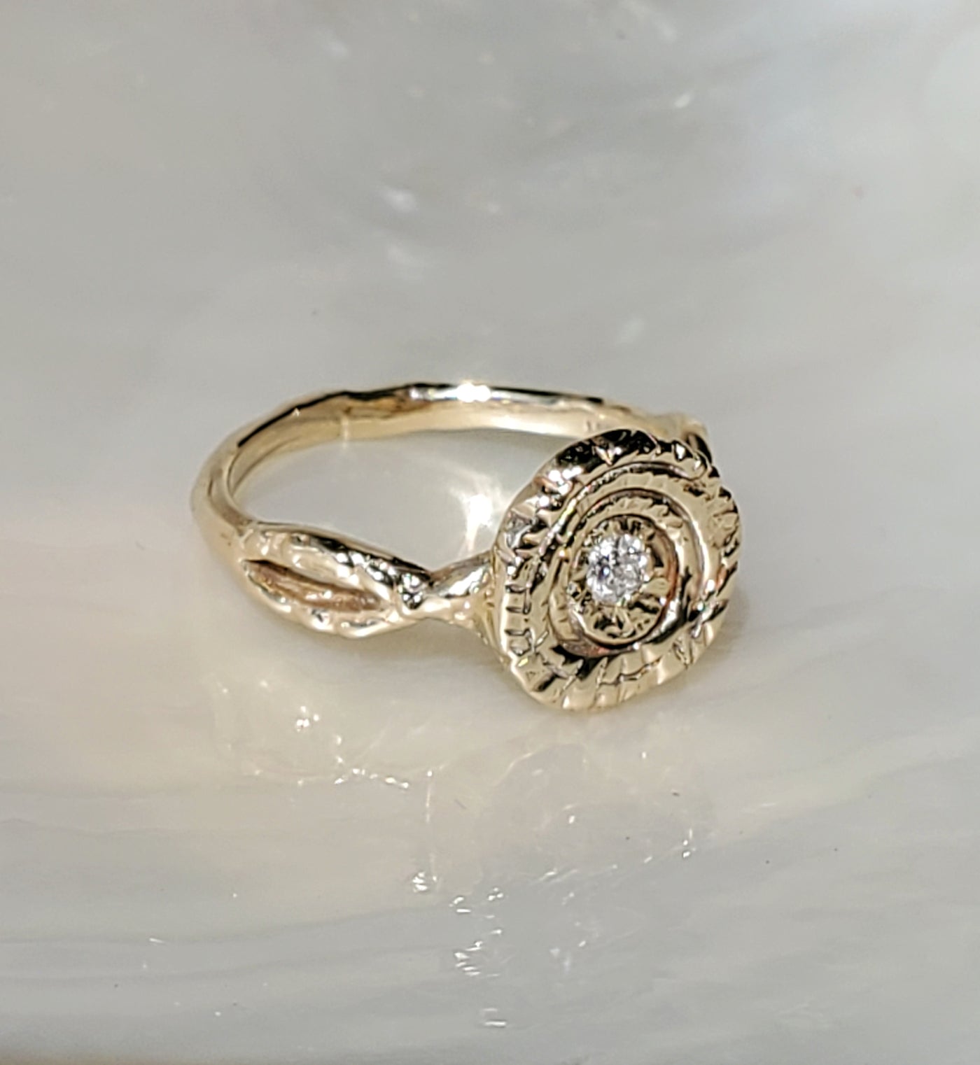 Infinite Spiral of Love Ring