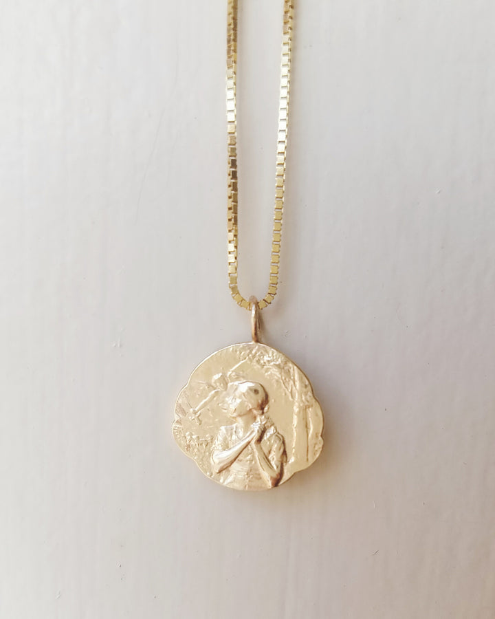 crescioni／クレッシオーニ arc neckless bone crescioni／クレッシオーニ arc neckless bone